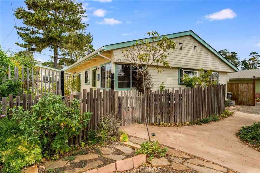 Homes For Sale - 673 Ashby<br/> Cambria, CA 93428