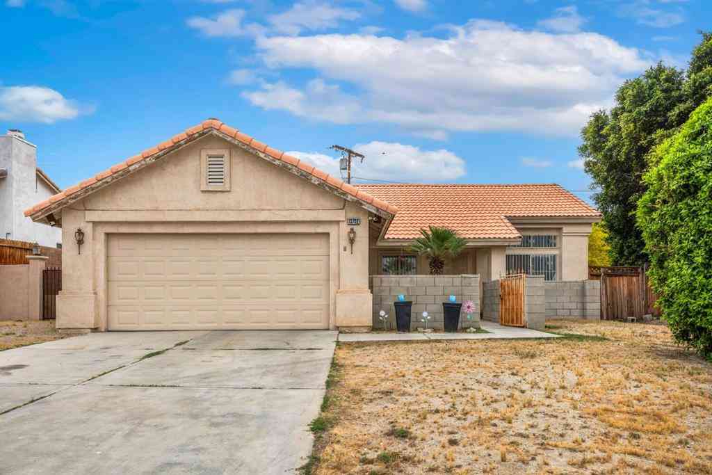 Homes For Sale - 13702 Inaja Street<br/> Desert Hot Springs, CA 92240