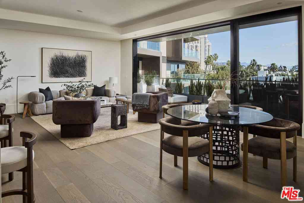Condo For Sale - 8420 W Sunset Boulevard #703<br/> West Hollywood, CA 90069