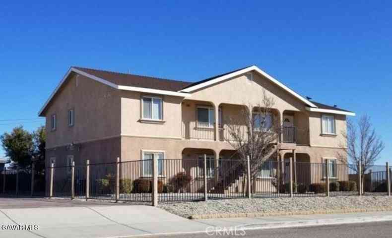 Homes For Sale - 8531 Columbine Ave<br/> Kern County, California City, CA 93505