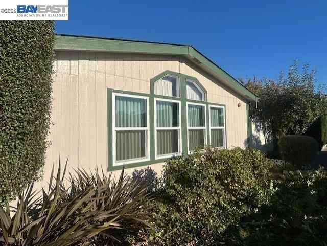 Mobile Home For Sale - 23 Palm Drive<br/> Union City, CA 94587
