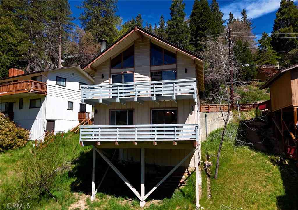 Homes For Sale - 23755 Zuger<br/> Crestline, CA 92325