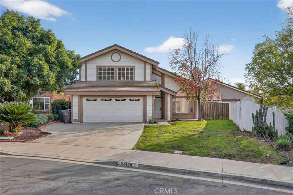 Homes For Sale - 21479 Douglasis Court<br/> Moreno Valley, CA 92557