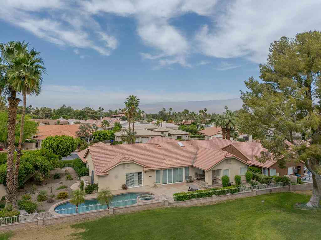 Homes For Sale - 75646 Mclachlin Circle<br/> Palm Desert, CA 92211