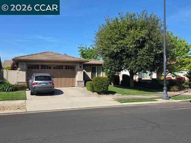 Homes For Sale - 2499 Bellchase Dr<br/> San Joaquin County, Manteca, CA 95336