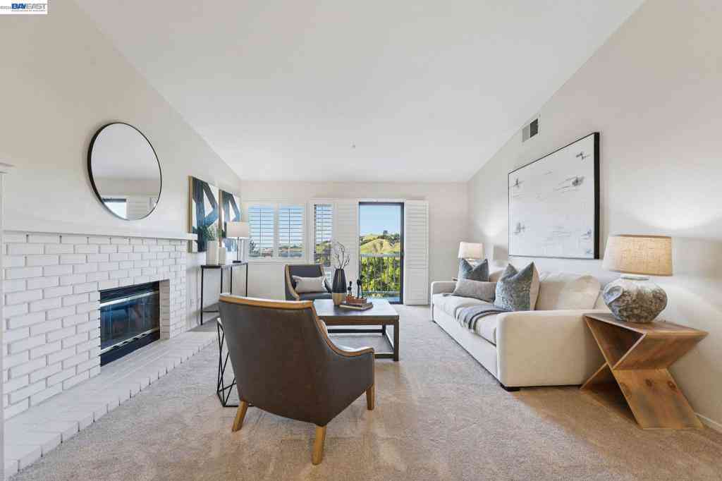 Condo For Sale - 4340 Terra Granada Drive #1B<br/> Walnut Creek, CA 94595