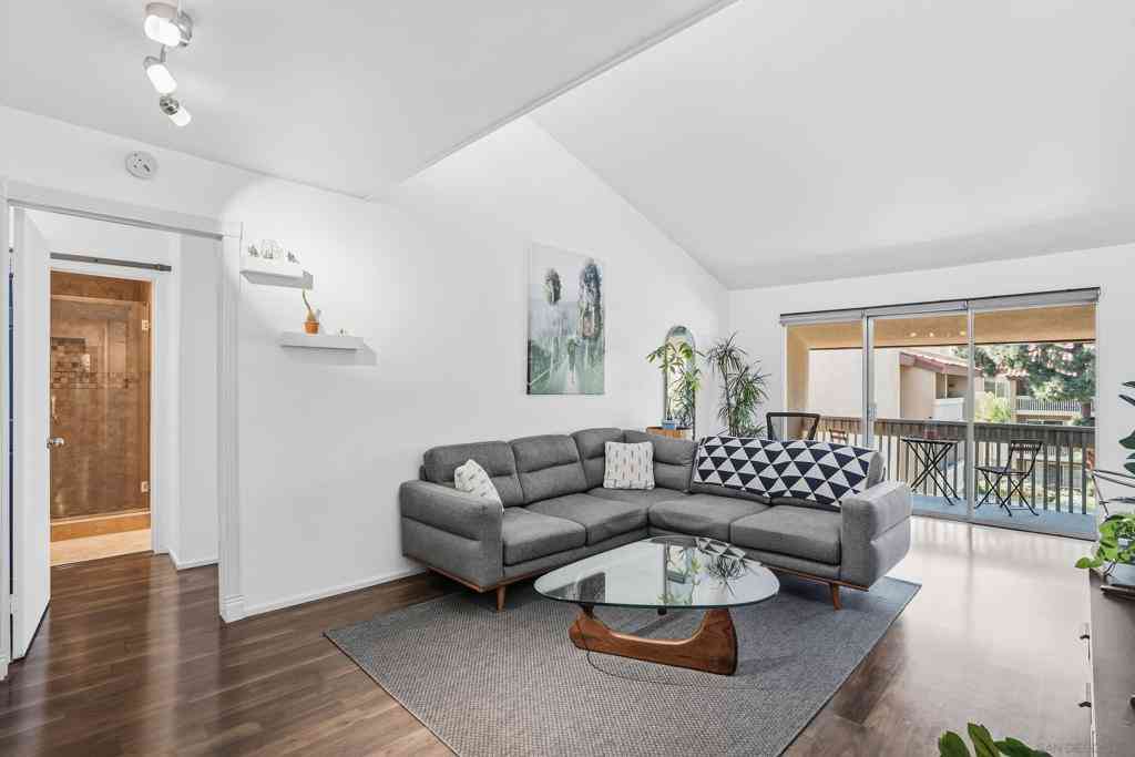 Condo For Sale - 1885 Diamond St #333<br/> San Diego, CA 92109