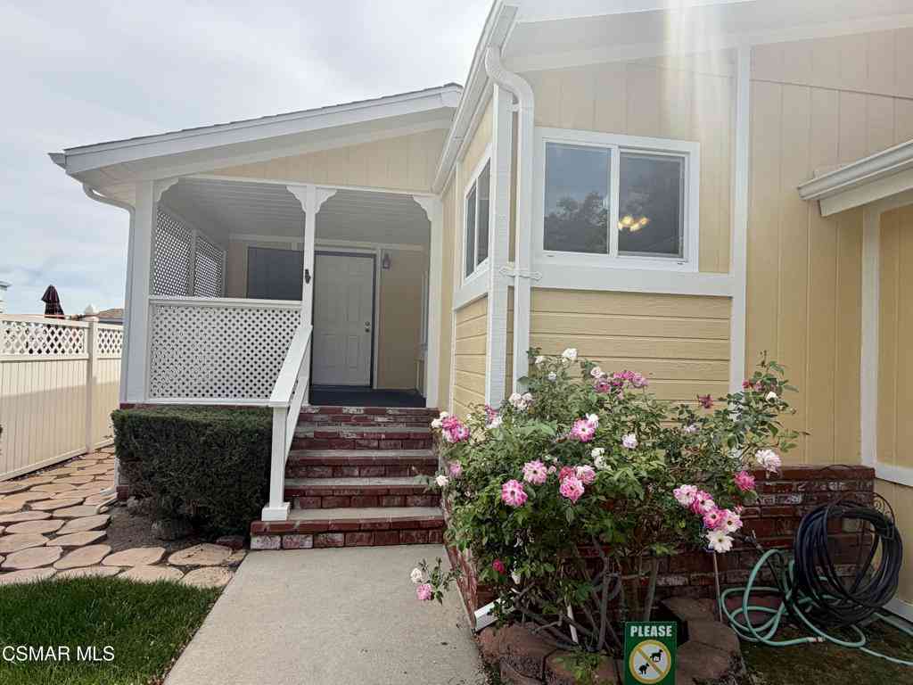 Mobile Home For Sale - 15455 Glenoaks Boulevard #489<br/> Sylmar, CA 91342