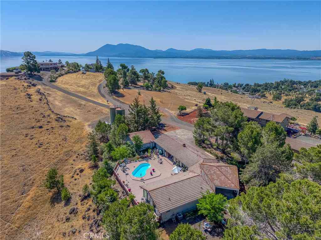 Homes For Sale - 460 Lake Vista Drive<br/> Lakeport, CA 95453