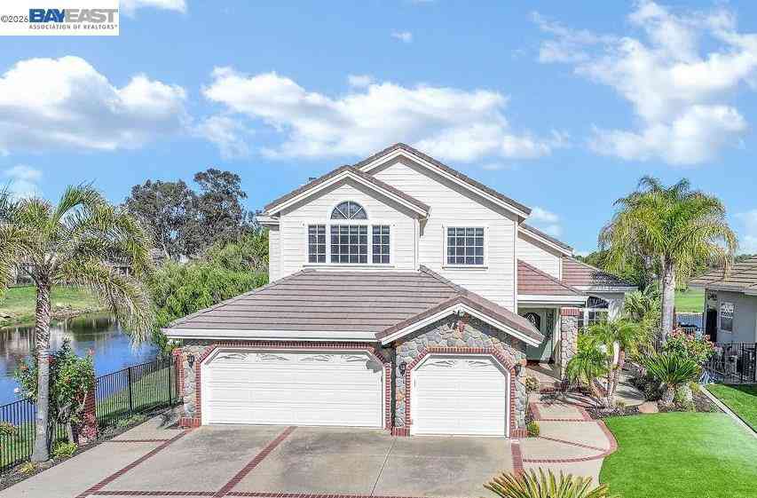Homes For Sale - 1001 Saint Andrews Dr<br/> Discovery Bay, CA 94505
