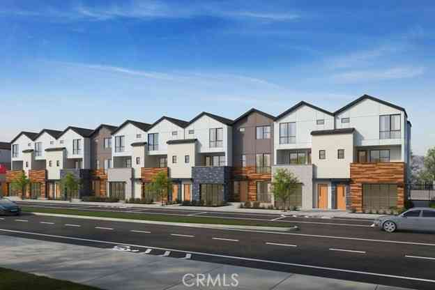 Condo For Sale - 5868 Linden #3<br/> Long Beach, CA 90805