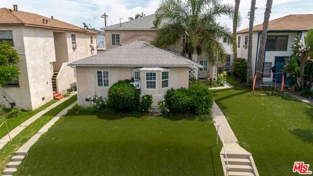 Condo For Rent - 1708 S Crescent Heights Boulevard<br/> Los Angeles, CA 90035