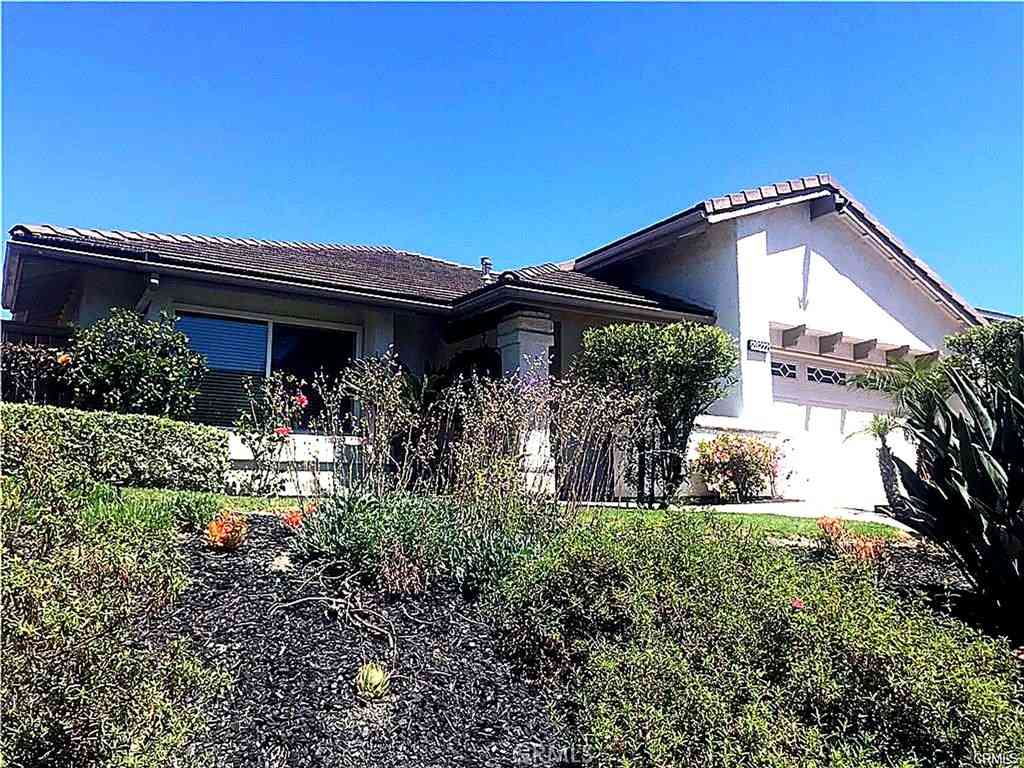 Homes For Sale - 28222 Bedford<br/> Laguna Niguel, CA 92677