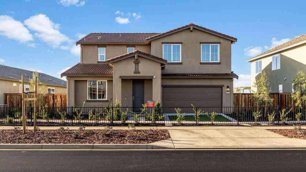Homes For Sale - 3238 Oak Trail Drive<br/> San Joaquin County, Manteca, CA 95337