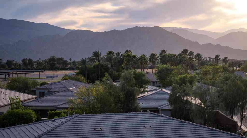 Homes For Sale - 82647 Rosewood Drive<br/> Indio, CA 92201