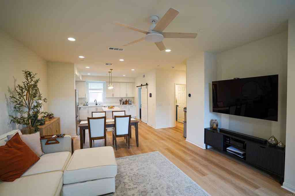 Townhouse For Sale - 8375 Tahoe Street<br/> Lemon Grove, CA 91945