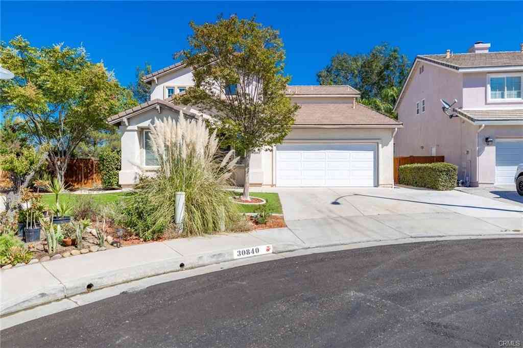 Homes For Sale - 30840 Point Woods Court<br/> Temecula, CA 92591
