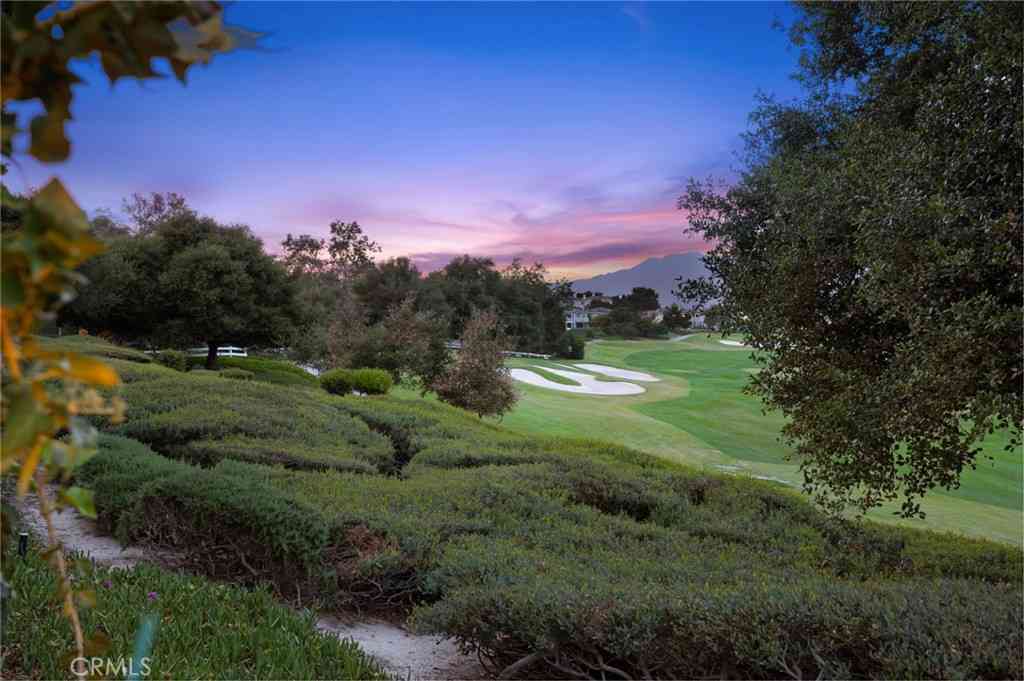 Homes For Sale - 8 Dornoch<br/> Orange County, Coto de Caza, CA 92679