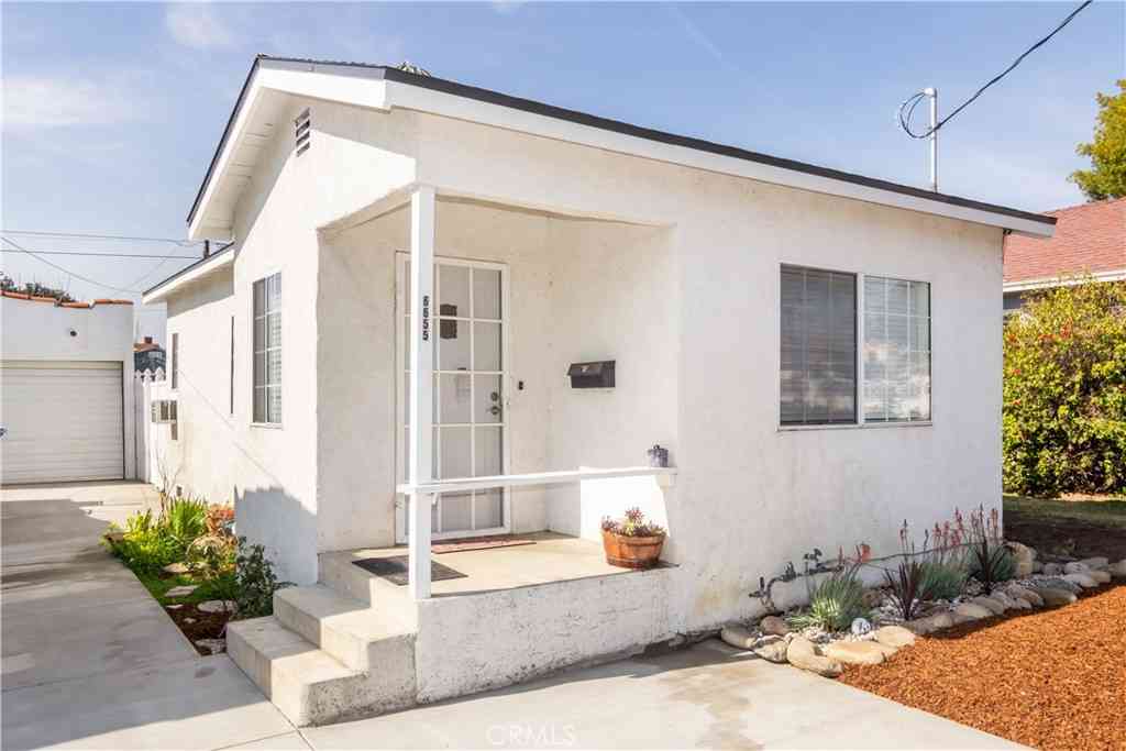 Multifamily For Rent - 6655 Ben Avenue<br/> North Hollywood, CA 91606