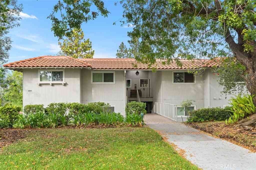 Homes For Sale - 656 Avenida Sevilla #O<br/> Laguna Woods, CA 92637