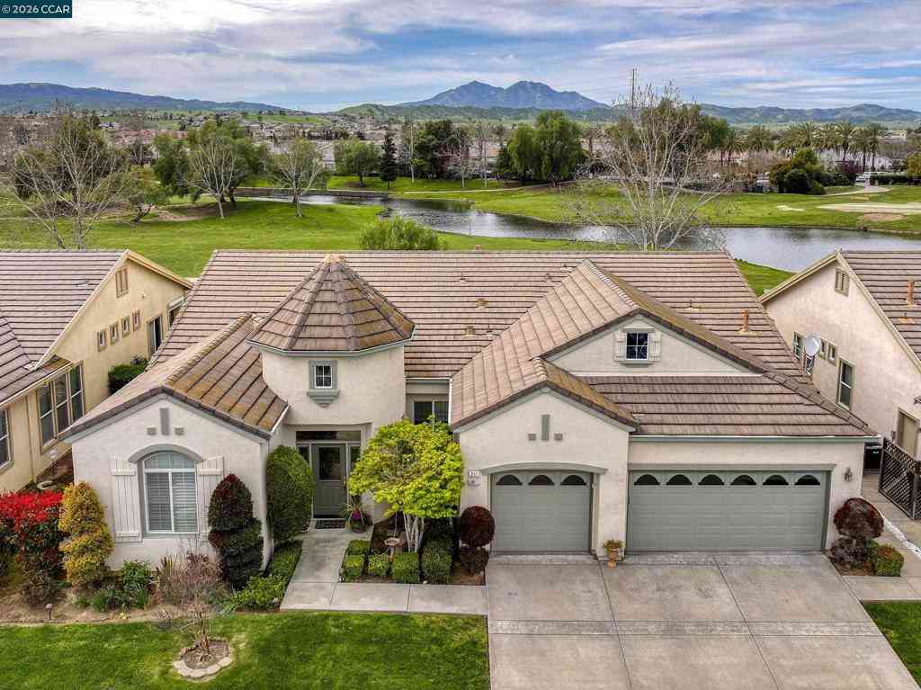 Homes For Sale - 211 Benoni Ln<br/> Brentwood, CA 94513
