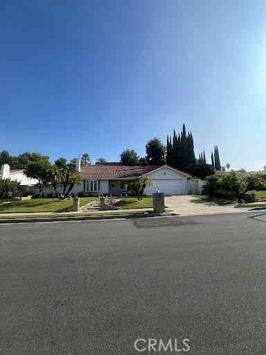 Homes For Sale - 2035 E Orangeview Lane<br/> Orange County, Orange, CA 92867