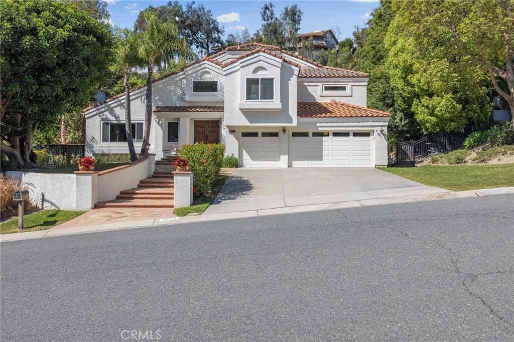 Homes For Sale - 25171 Stageline Drive<br/> Laguna Hills, CA 92653