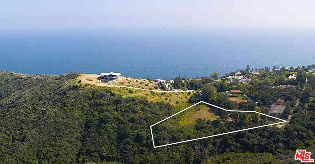 Vacant Land For Sale - 20711 Rockcroft Drive<br/> Malibu, CA 90265