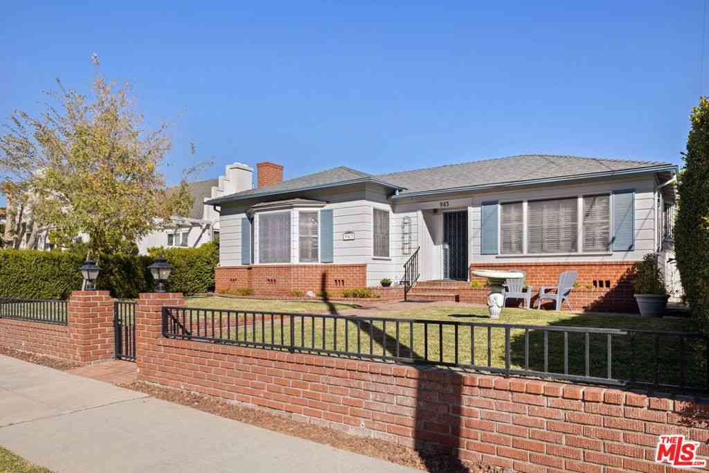 Homes For Sale - 943 Princeton Street<br/> Santa Monica, CA 90403