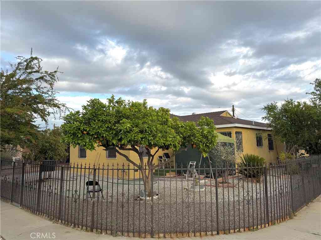 Homes For Sale - 13116 Weidner<br/> Pacoima, CA 91331