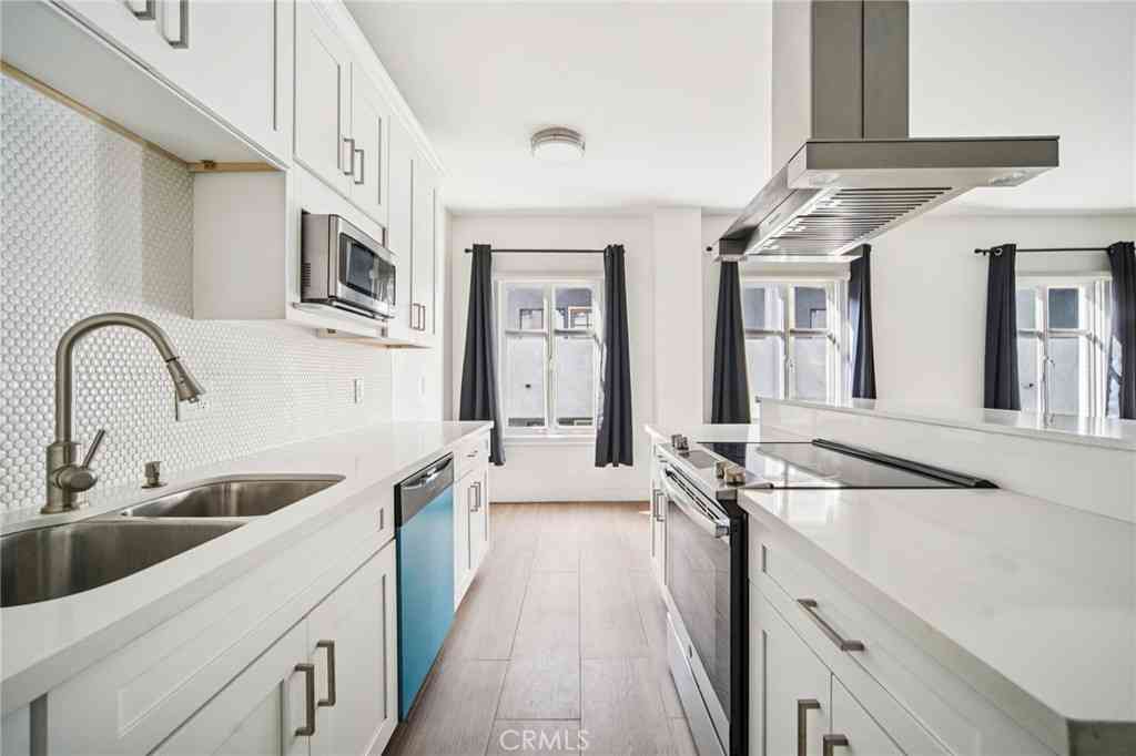 Condo For Sale - 140 Linden #356<br/> Long Beach, CA 90802