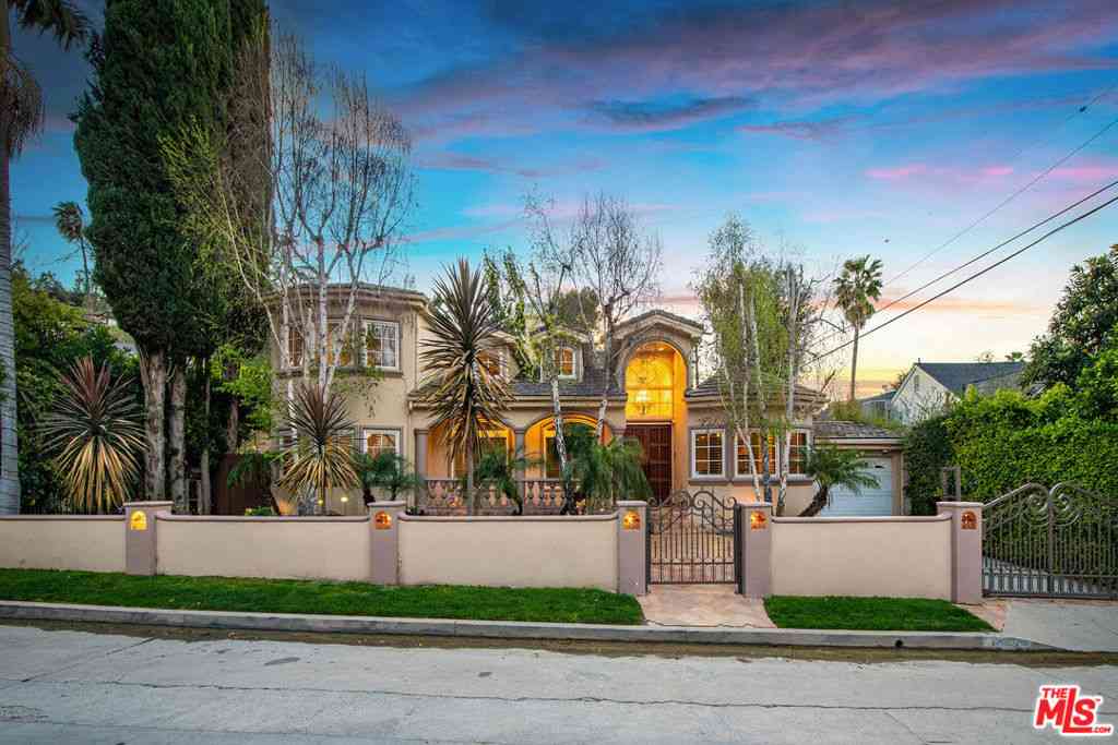 Homes For Rent - 4063 Benedict Canyon Drive<br/> Sherman Oaks, CA 91423