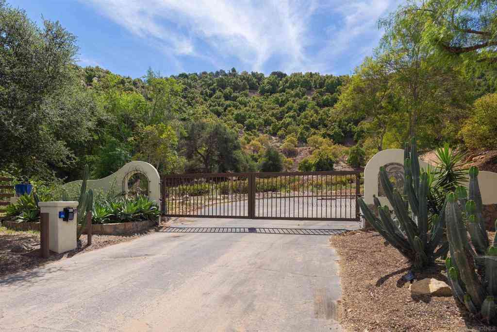 Vacant Land For Sale - 30591 Luis Rey Heights Rd<br/> Bonsall, CA 92003