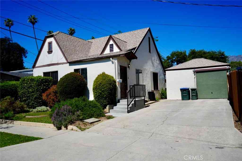 Homes For Rent - 2117 Verde<br/> Pasadena, CA 91107