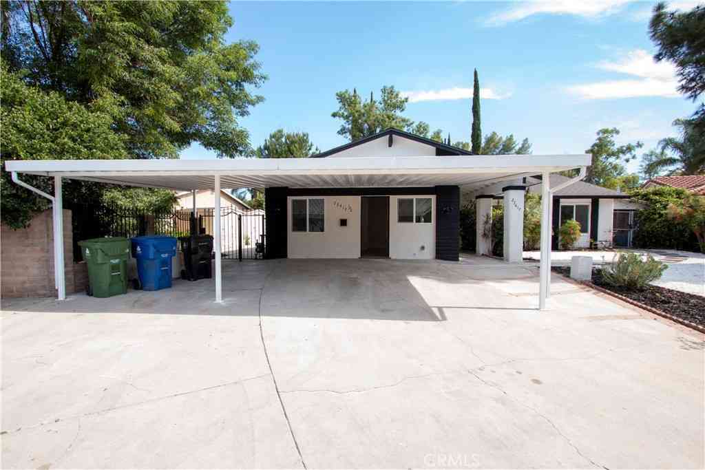 Homes For Rent - 23419 Maestro Place<br/> Canoga Park, CA 91304