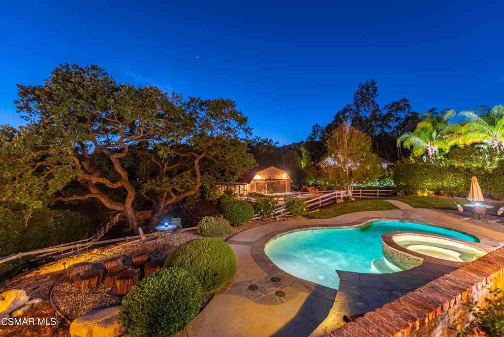 Homes For Sale - 6007 Colodny Drive<br/> Agoura Hills, CA 91301