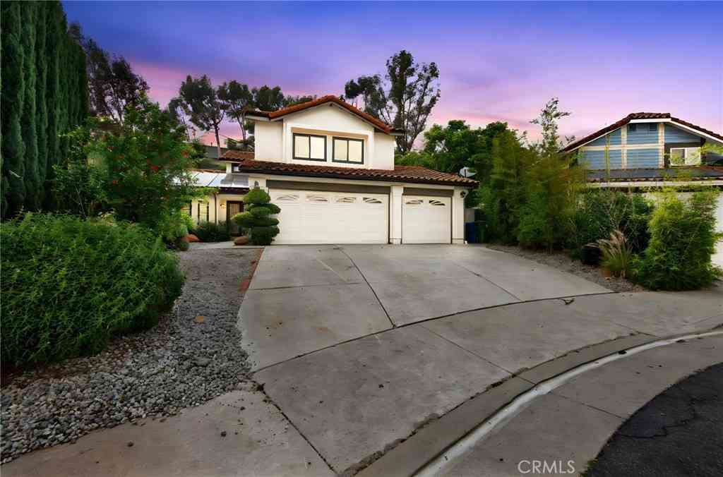 Homes For Sale - 13043 Garris Avenue<br/> Granada Hills, CA 91344