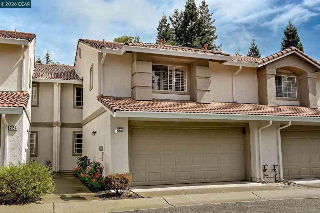 Townhouse For Sale - 222 Portola Dr<br/> Danville, CA 94506