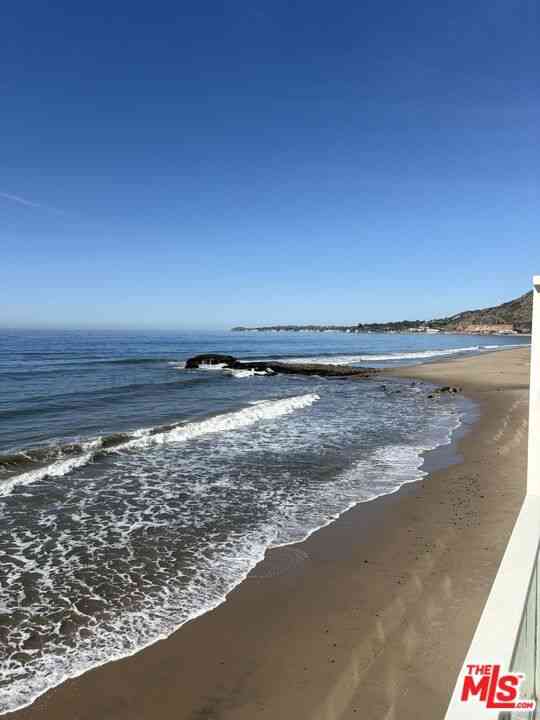 Condo For Rent - 25216 1/2 Malibu Road<br/> Malibu, CA 90265