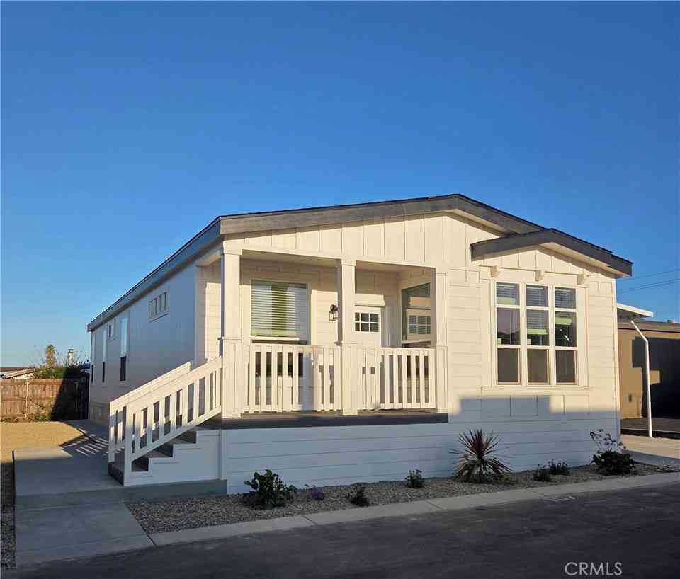 Mobile Home For Sale - 2700 Cienaga Street<br/> Oceano, CA 93445