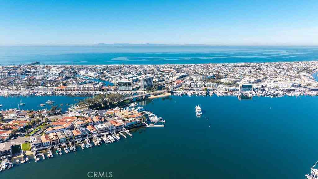 Condo For Sale - 101 Scholz Plaza Ph18<br/> Newport Beach, CA 92663