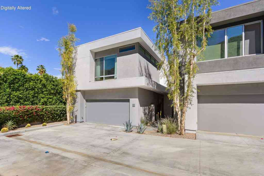Homes For Sale - 1000 Surrey Lane<br/> Palm Springs, CA 92264