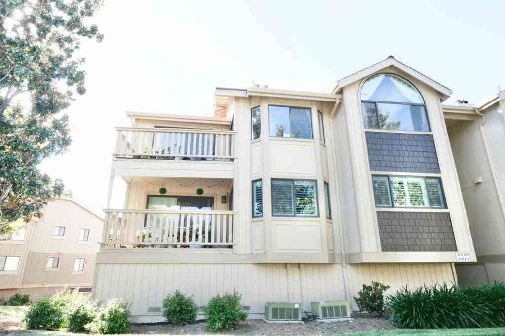 Condo For Sale - 2272 Brega Court<br/> Morgan Hill, CA 95037
