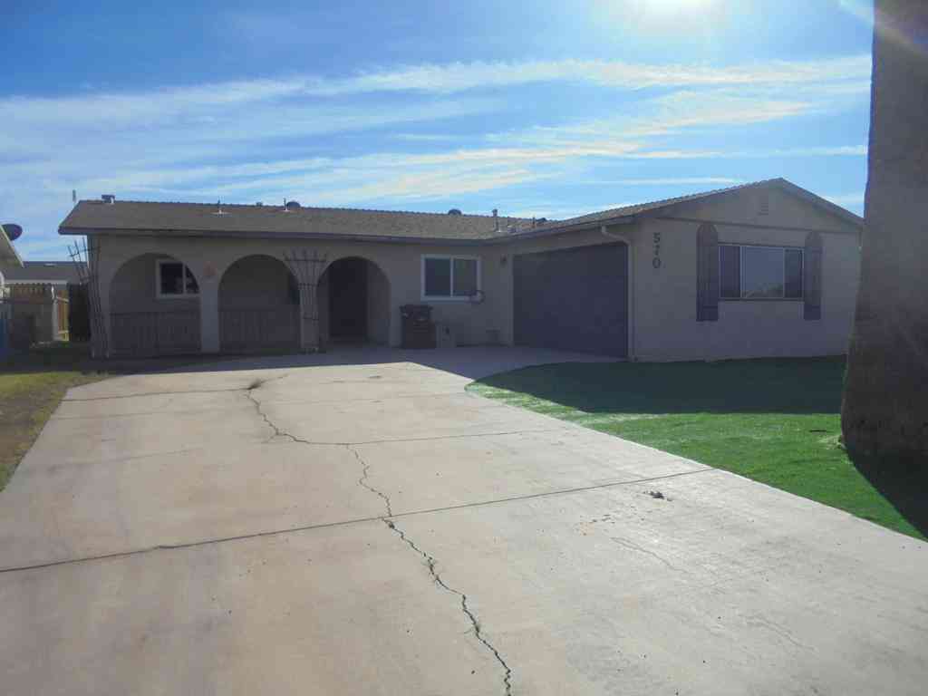 Homes For Sale - 570 Holley Lane<br/> Blythe, CA 92225