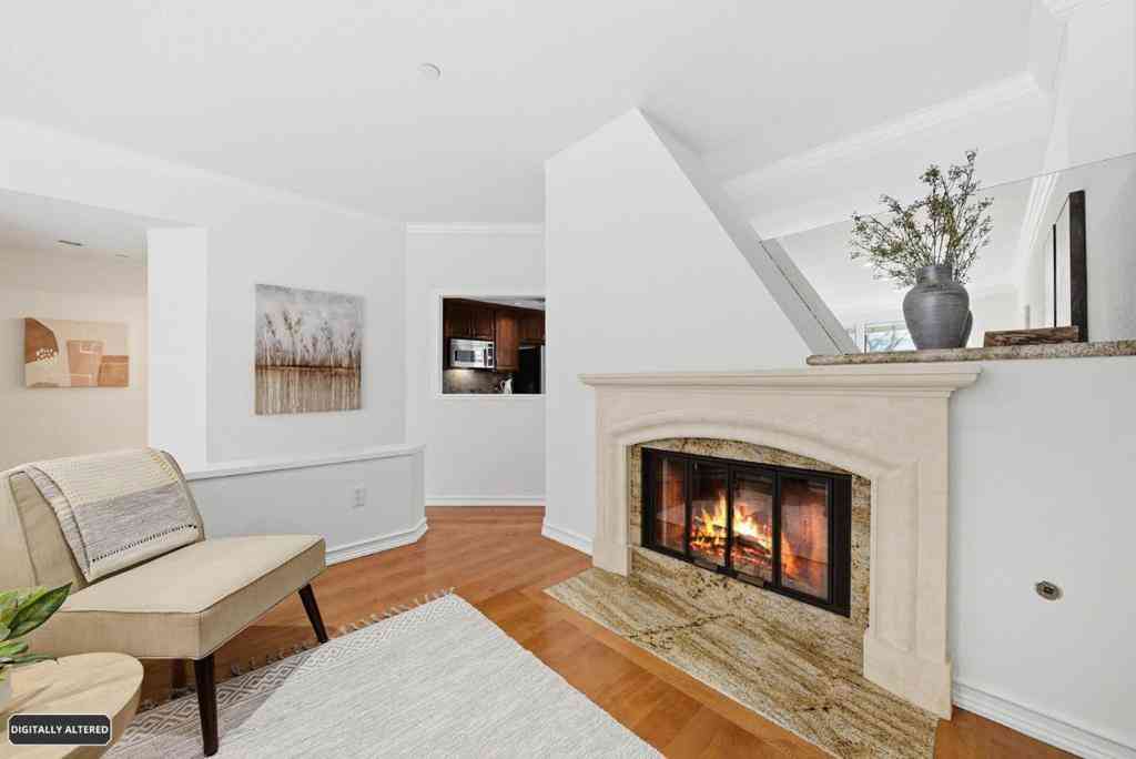 Townhouse For Sale - 994 La Mesa Terrace #F<br/> Sunnyvale, CA 94086