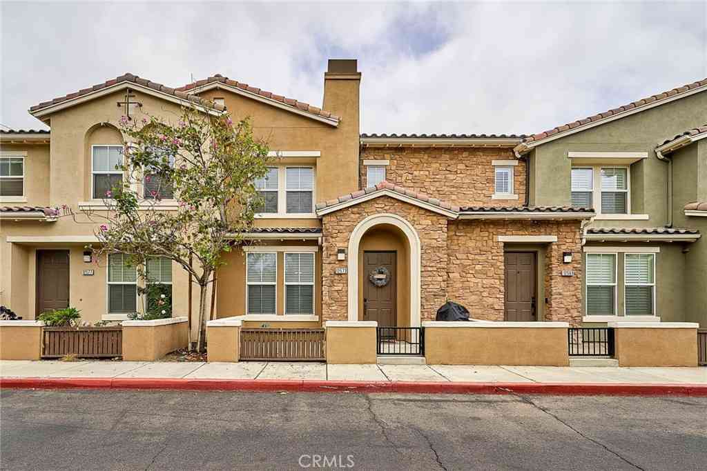 Condo For Sale - 12573 Montaivo<br/> Eastvale, CA 91752