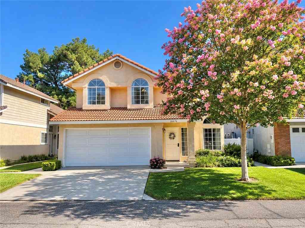 Homes For Sale - 26676 Whippoorwill<br/> Canyon Country, CA 91351