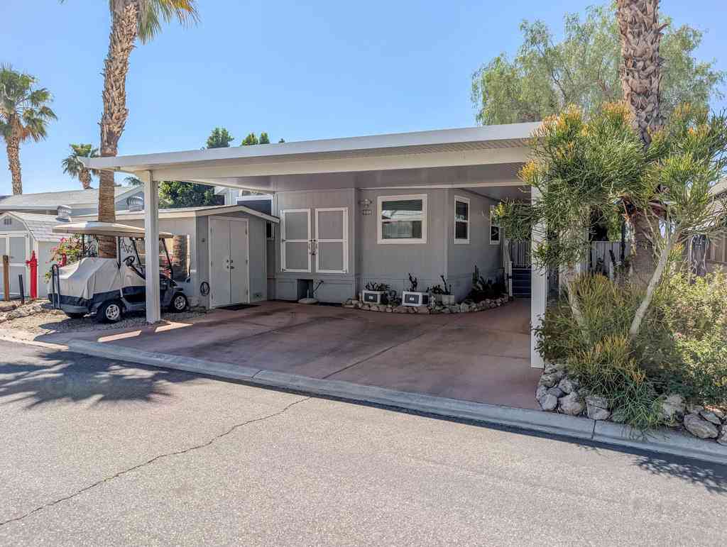 Mobile Home For Sale - 70200 Dillon Road #665<br/> Desert Hot Springs, CA 92241