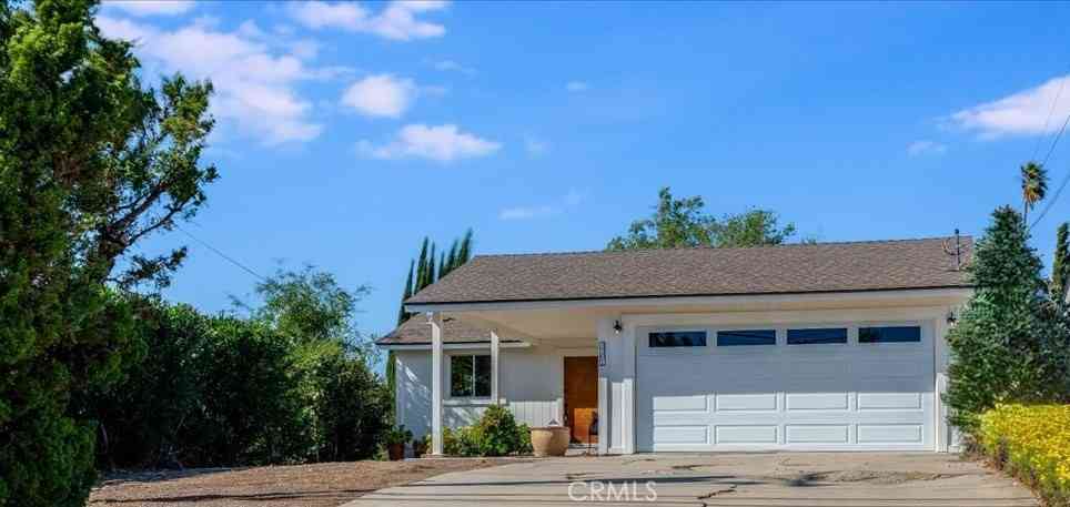 Homes For Sale - 3381 Pine<br/> Santa Barbara County, Santa Ynez, CA 93460