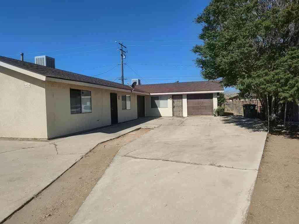Homes For Sale - 6414 El Dorado Avenue<br/> Yucca Valley, CA 92284